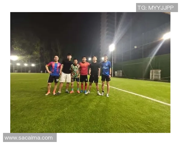 足球传奇球鞋与球星故事揭秘 穿越绿茵场的荣耀与梦想 足球传奇球鞋与球星故事揭秘 穿越绿茵场的荣耀与梦想